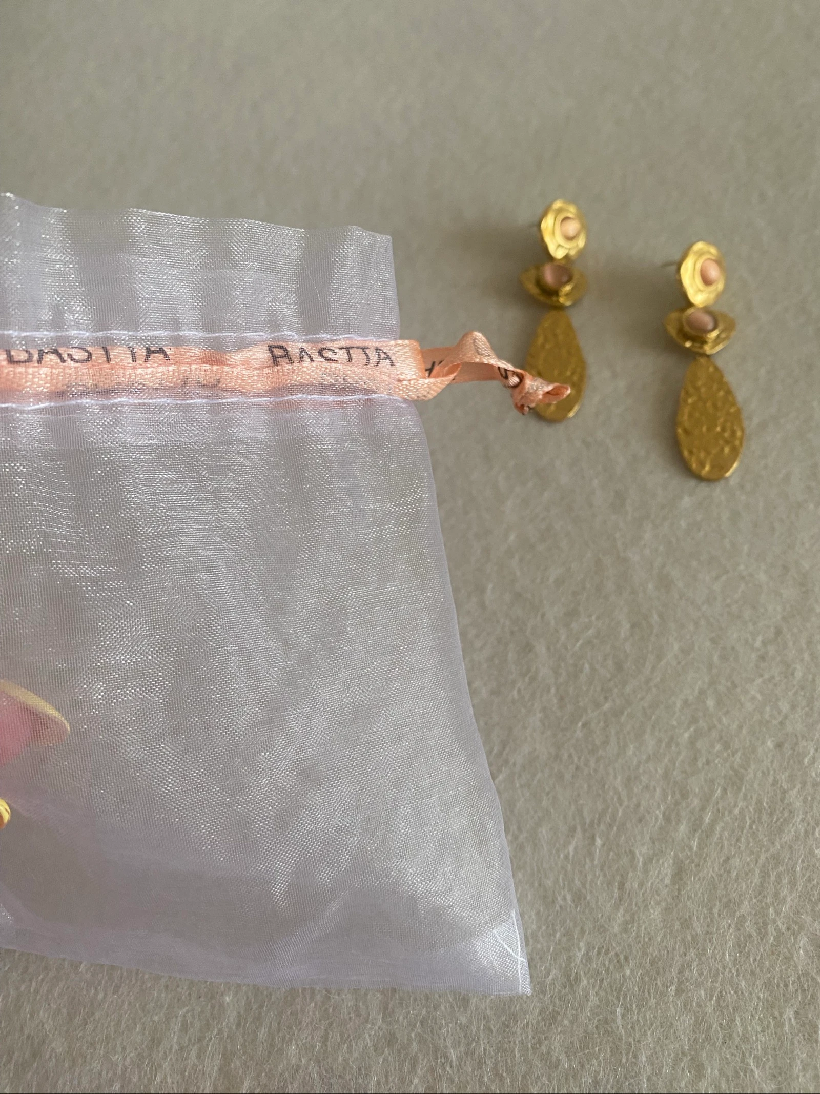 Brincos Bastta  – photo 3